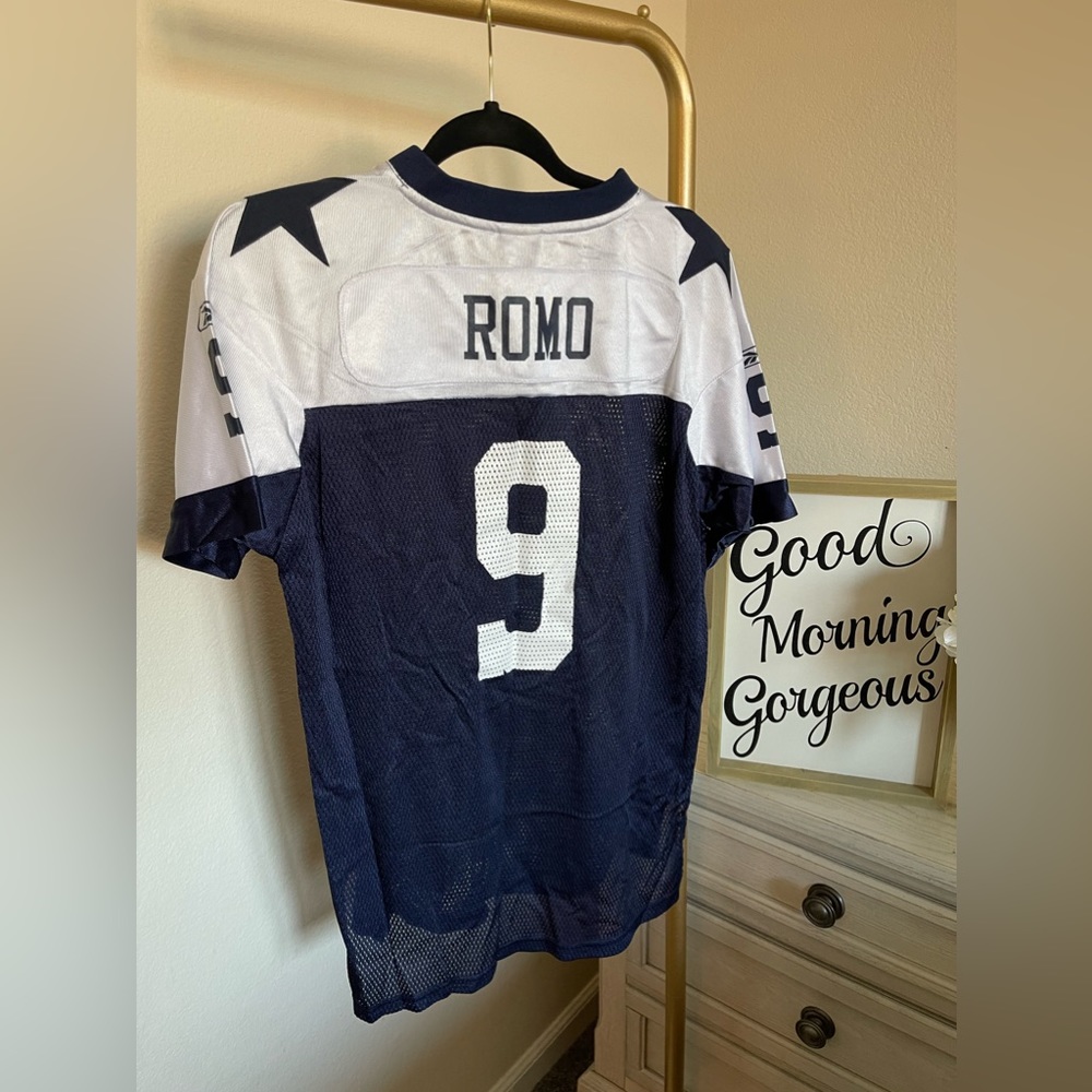 Romo Cowboys jersey #9. Women’s XL
